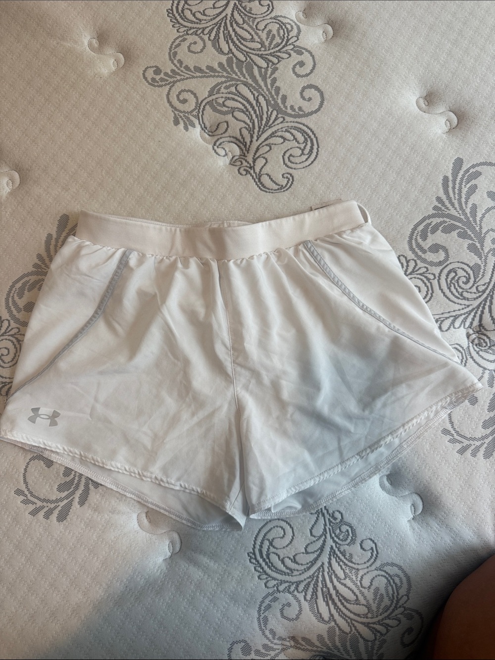 Under Armour White Women's Athletic Shorts with Side Pockets